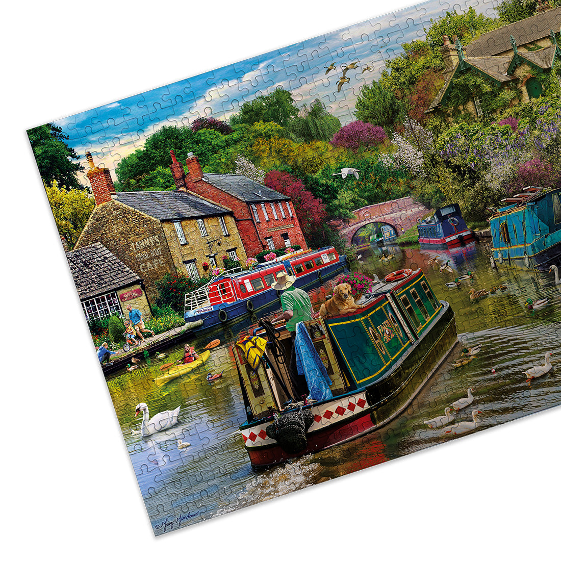 Gibsons River Retreat 500 Piece Jigsaw Puzzle made up detail on white background