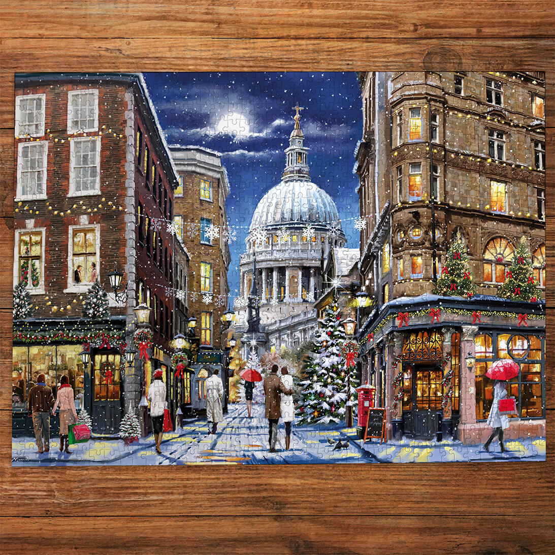 Gibsons St Paul's at Christmas 1000 piece jigsaw puzzle for adults made up on wooden table