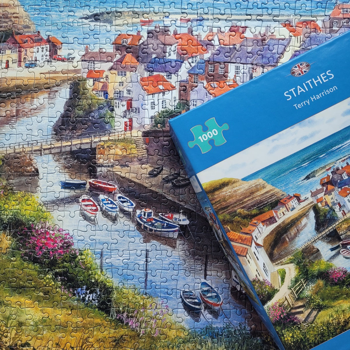 Staithes 1000 piece jigsaw puzzle from Gibsons for Adults