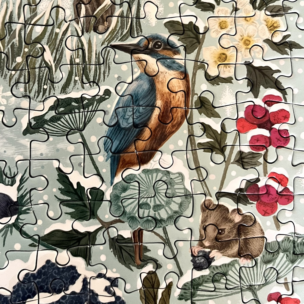 gibsons games the art file: frosted river 1000 piece jigsaw puzzle with detail of bird and mouse
