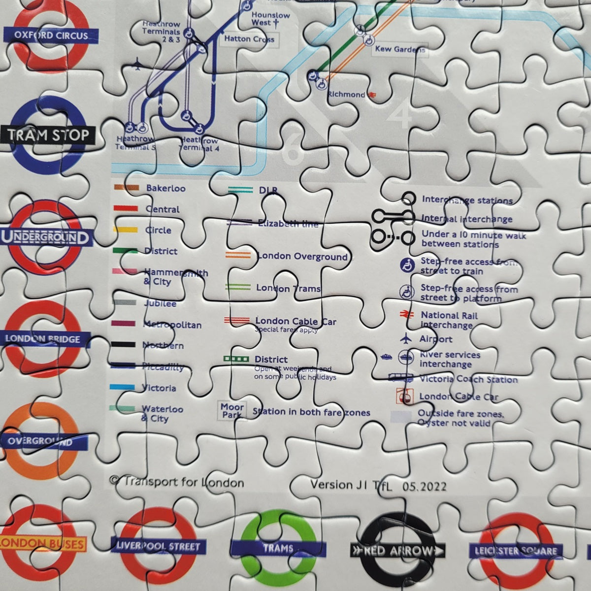 London Tube Map 500 piece TFL jigsaw puzzle by Gibsons games