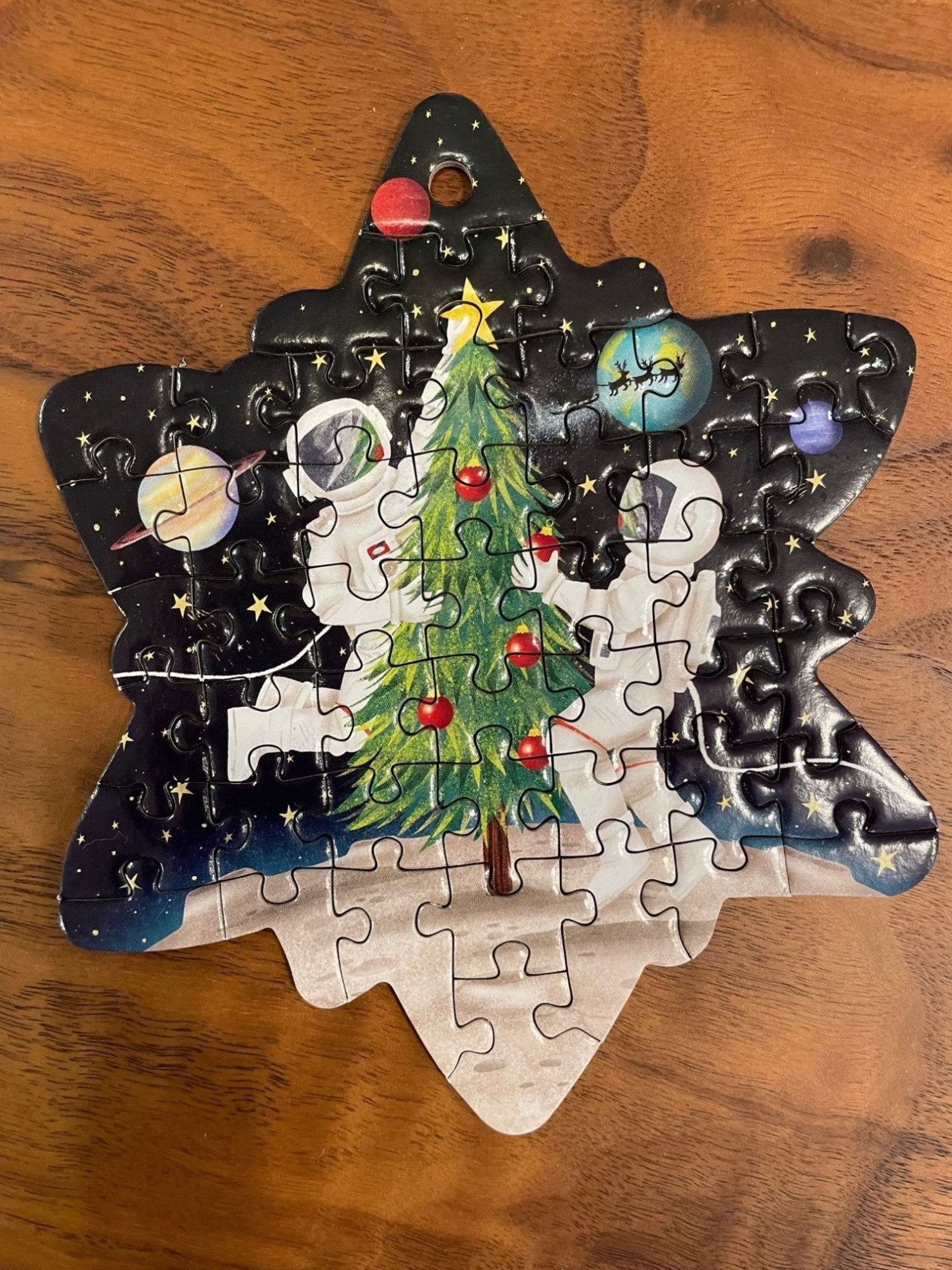 Christmas Adventure Jigsaw Puzzle Advent Calendar - Shape as a Star