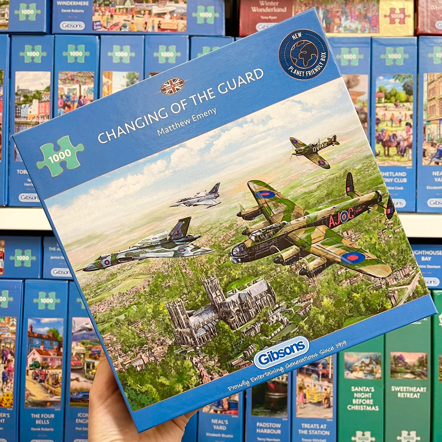 Gibsons Changing of the Guard 1000 Piece Jigsaw Puzzle for adults