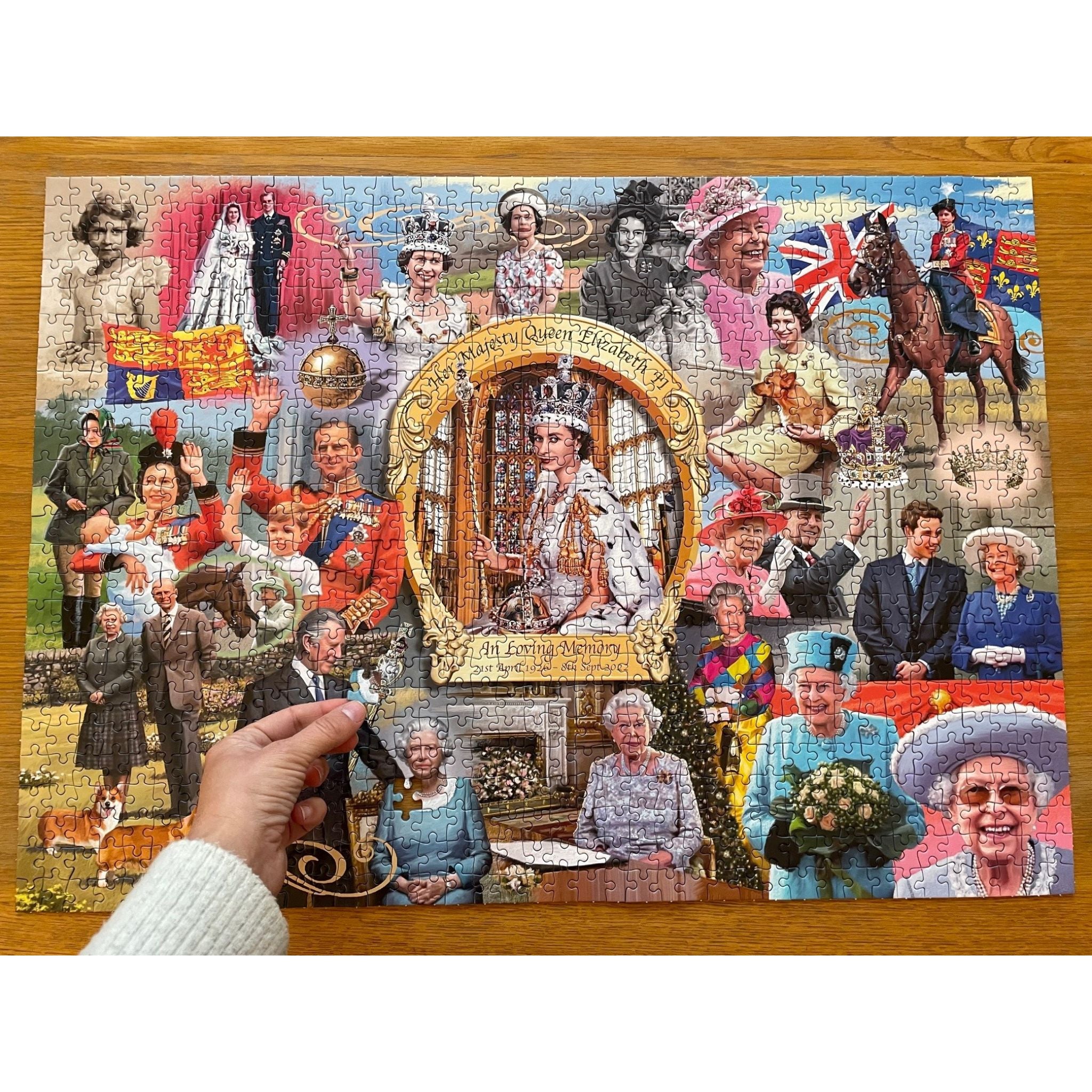 Queen Elizabeth II 1000 piece jigsaw puzzle by gibsons games